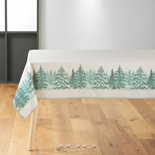 Winter Forest fenyő mintás szennytaszító asztalterítő, XL-es, 150x300 cm