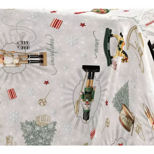 Diótörős karácsonyi szennytaszító asztalterítő, XL-es, 150x240 cm
