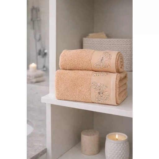 Pillangós, strasszköves törölköző díszdobozban, lazac, 50x90 cm