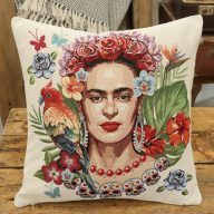 Frida Kahlo, papagájos díszpárna huzat