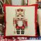 Nutcracker diótörős (arany koronás) díszpárna huzat, arany lurex